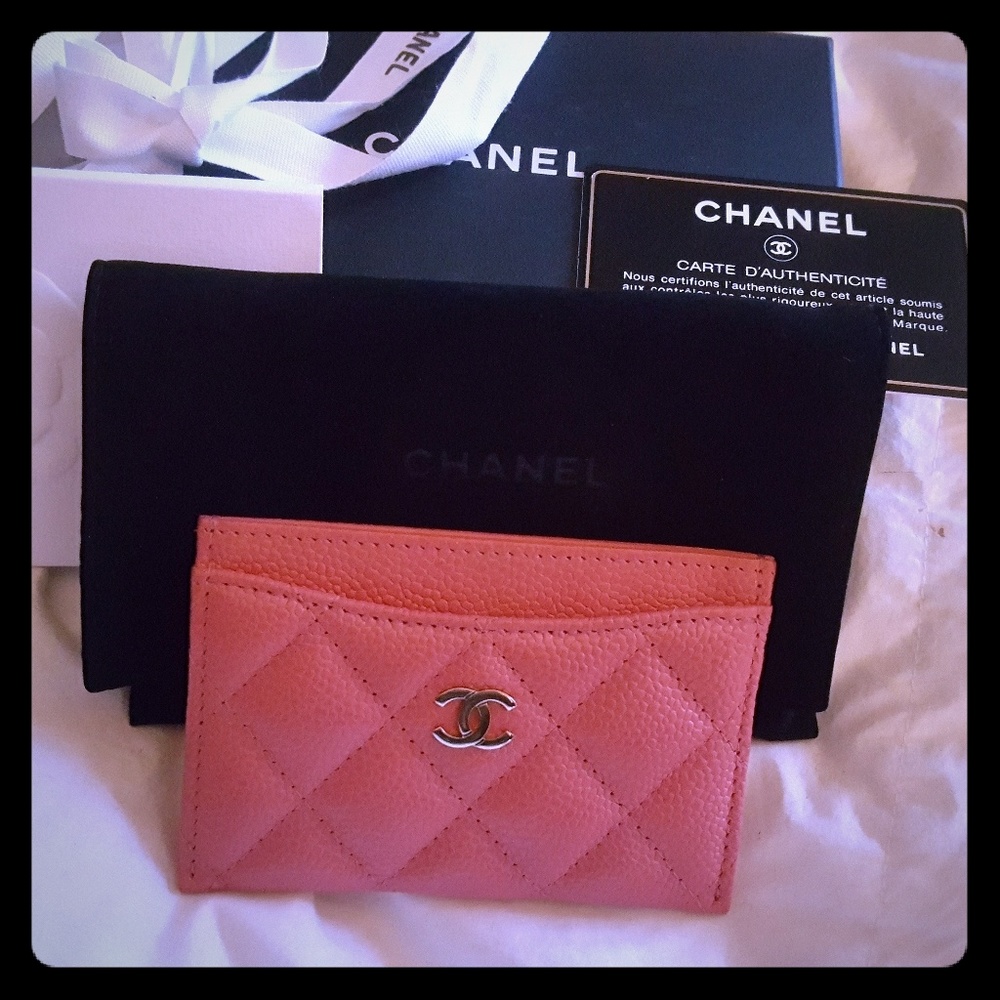 💯authentic Chanel flat card holder 18S series